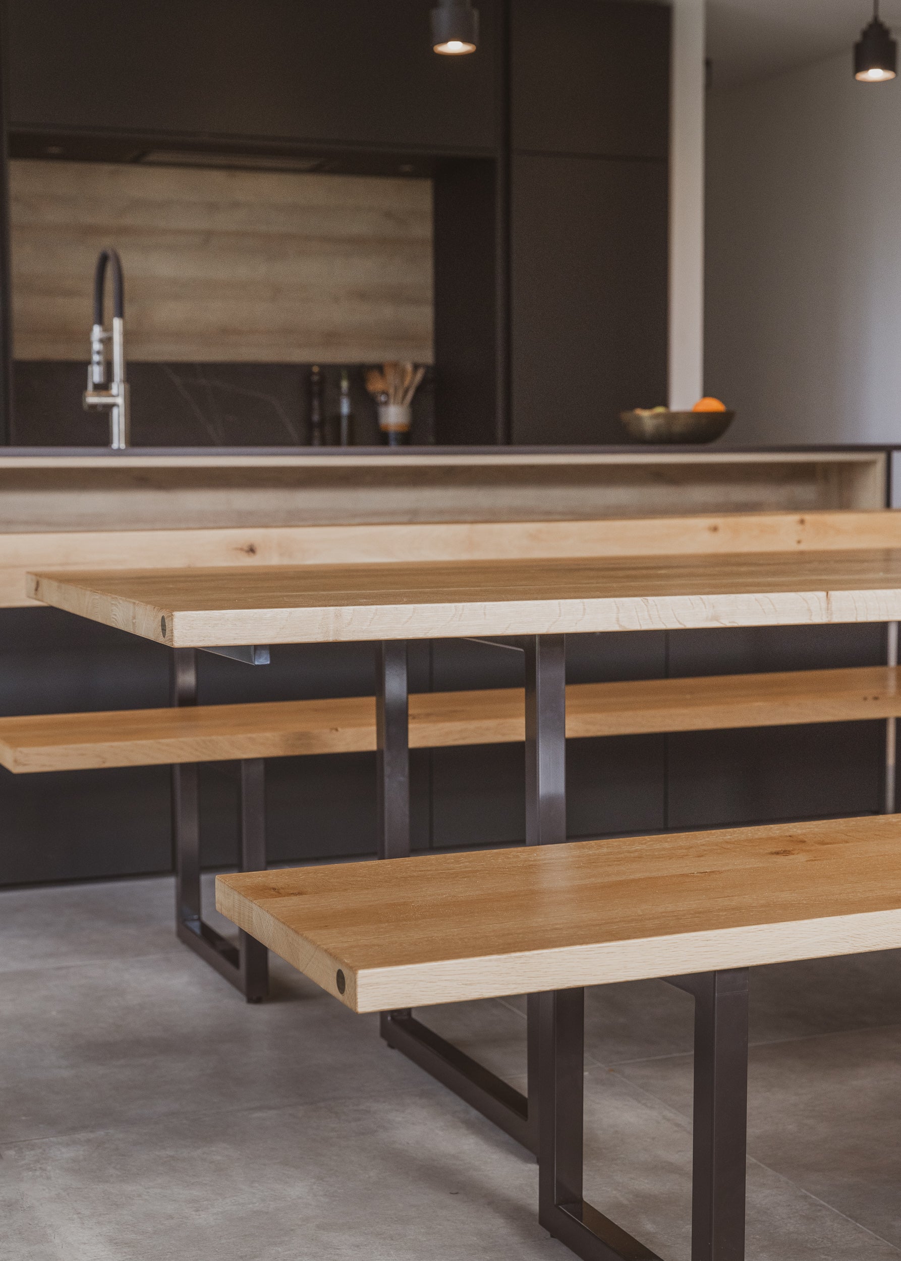 ZLA Banquette